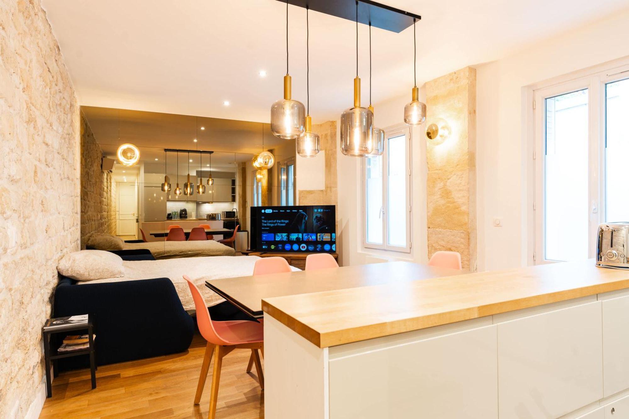 Loft 4 Bedroom Montmartre Pigalle Ac By Lcc Agency 巴黎 外观 照片