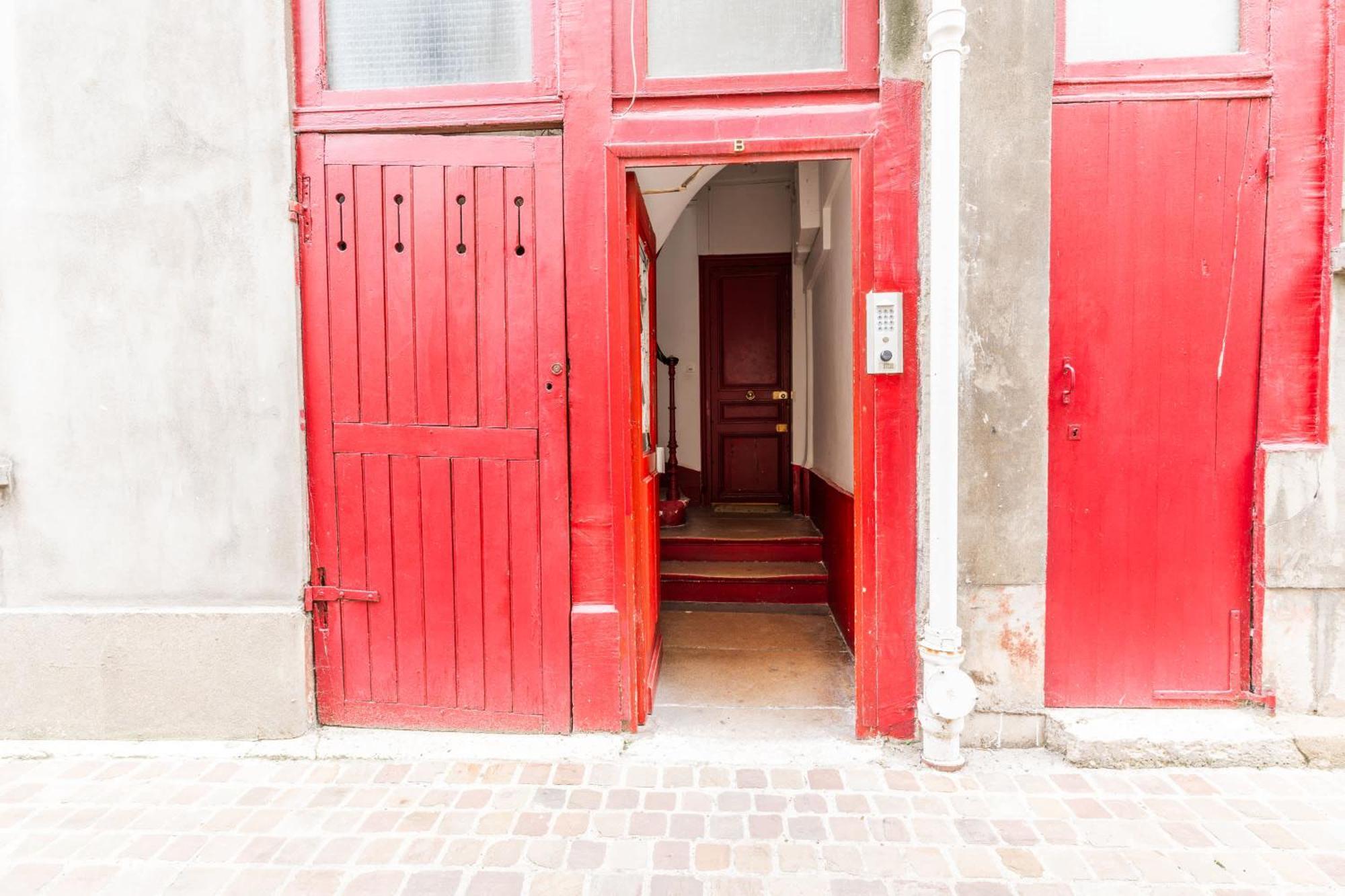 Loft 4 Bedroom Montmartre Pigalle Ac By Lcc Agency 巴黎 外观 照片